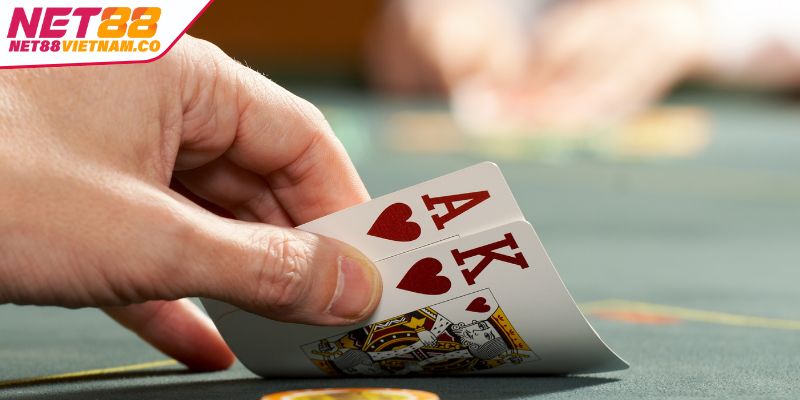 Nắm rõ hướng dẫn chơi Poker NET88 với những kiểu đặt cược